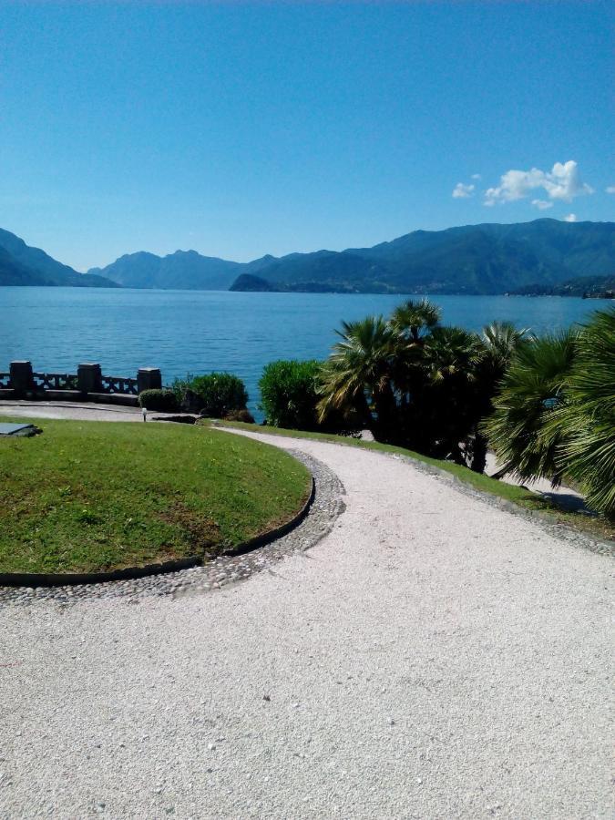 Charming Apartment Lake Front Acquaseria Bagian luar foto