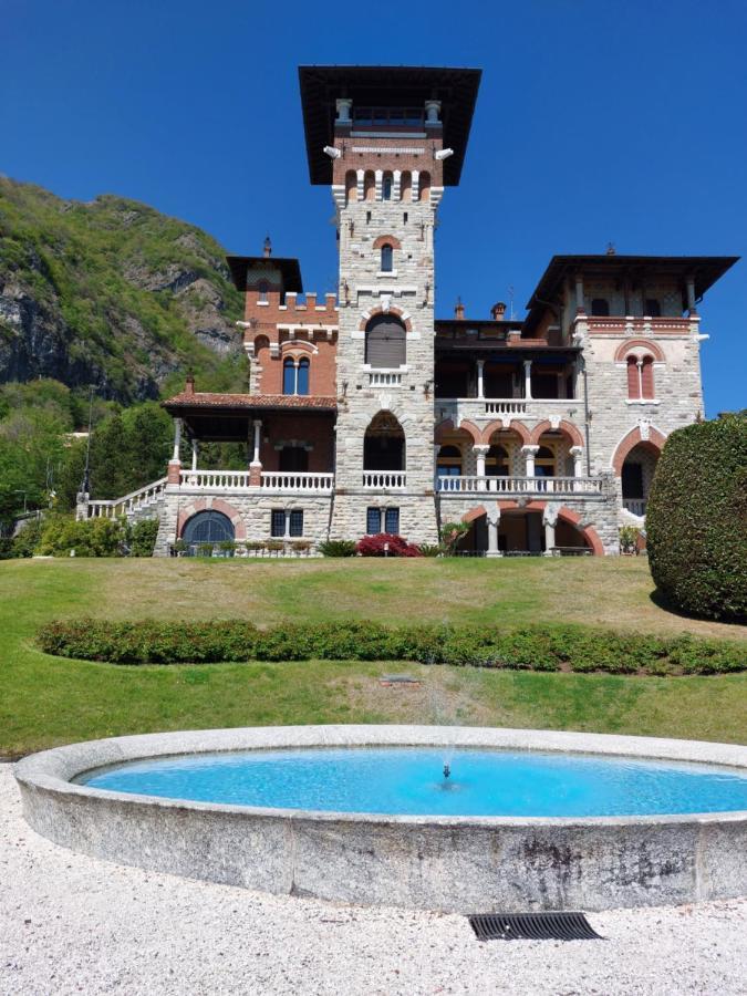 Charming Apartment Lake Front Acquaseria Bagian luar foto