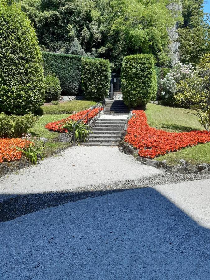 Charming Apartment Lake Front Acquaseria Bagian luar foto
